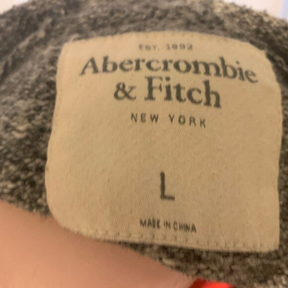 Abercrombie & Fitch Men's Pullover Sweater - Picture 3 of 5